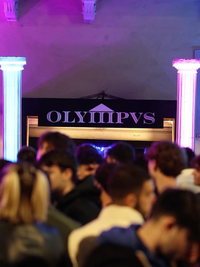 Symposium · Olympus — foto 8